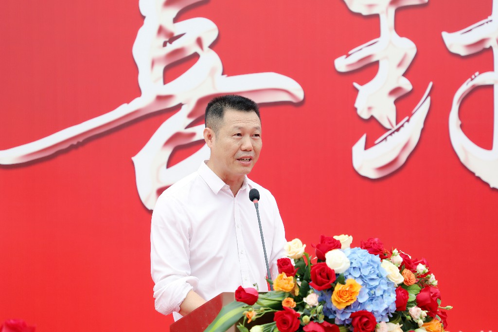 喜封金頂，不負(fù)佳期丨茶山尚錦匯項(xiàng)目封頂儀式圓滿舉行(圖3)